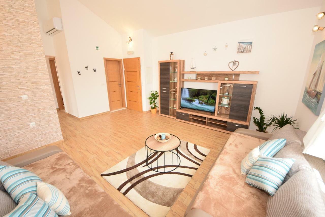 Luxury Penthouse With Jacuzzi In Orebić Exterior foto